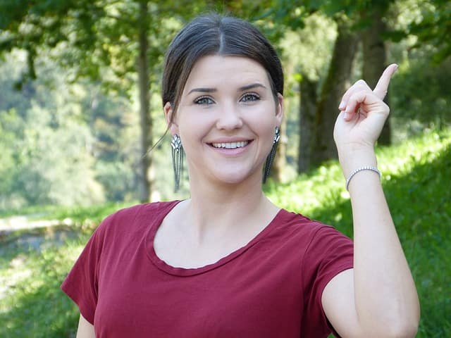 The Power of Positive Thinking: Cultivating Optimism and Resilience in Everyday